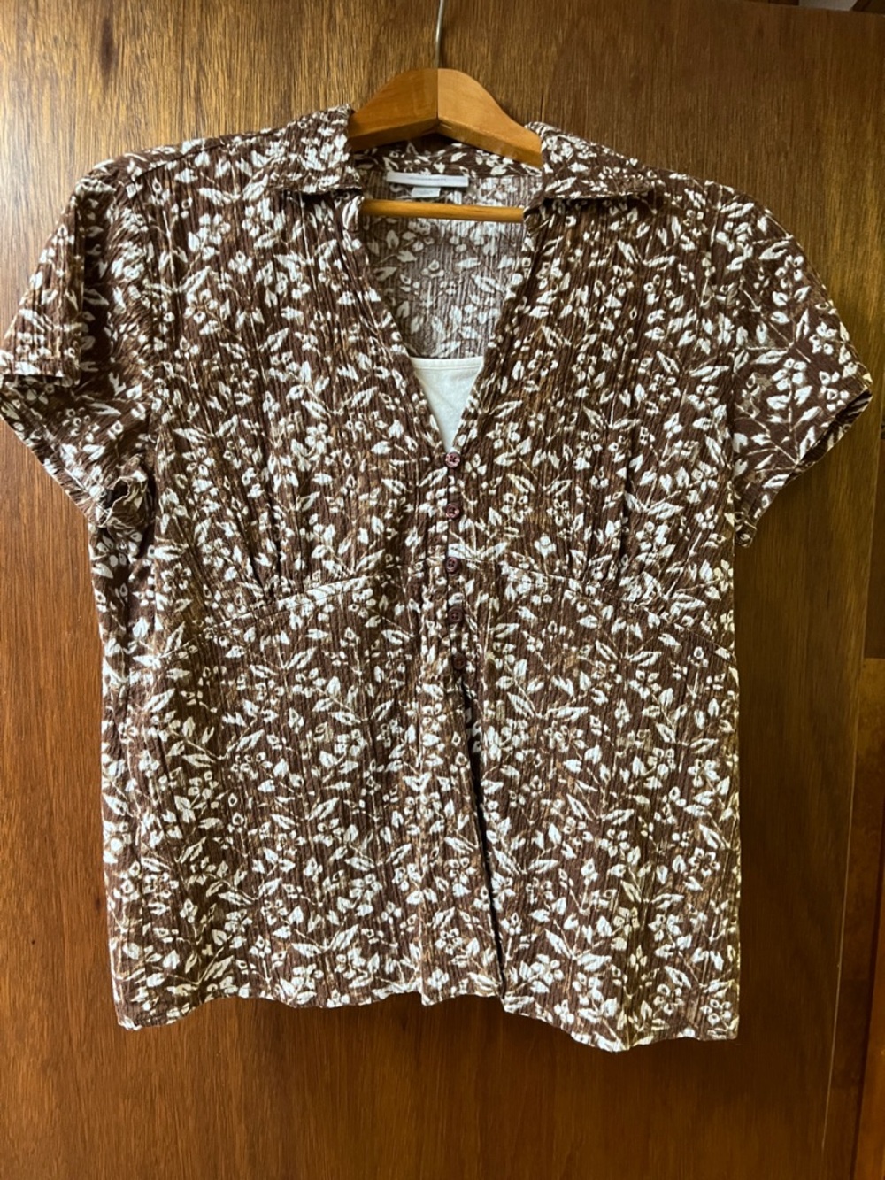 dressbarn Brown and White Floral Button-Front Blouse